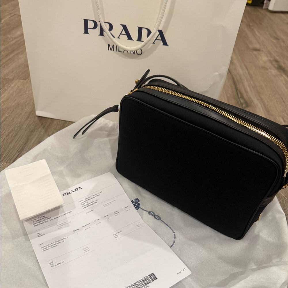 PRADA Bag - Picture 2 of 4